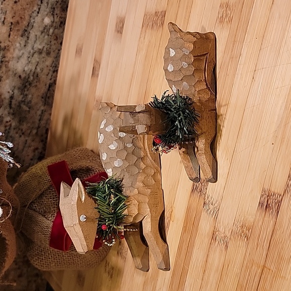 vintage carved folk art set of 2 handcarved deer - Picture 3 of 6